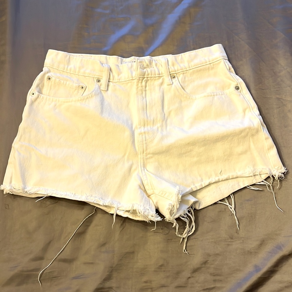 Lucky Brand White Relaxed Denim Short Size 6/28